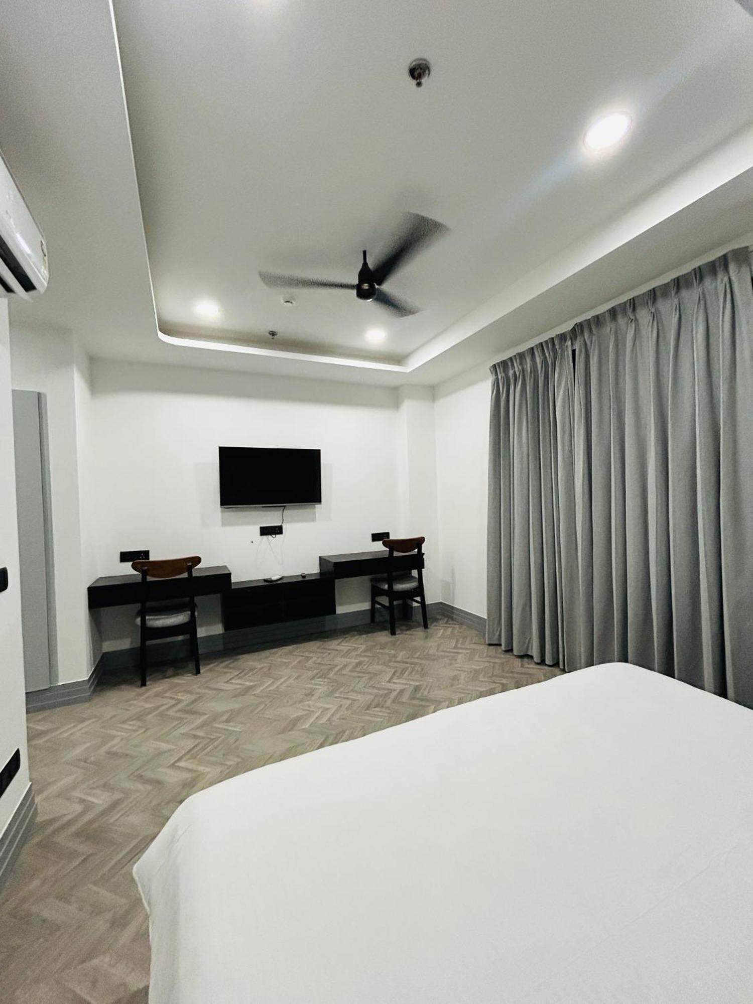 Bedchambers Serviced Apartment, Golf Course, Gurgaon Exterior foto