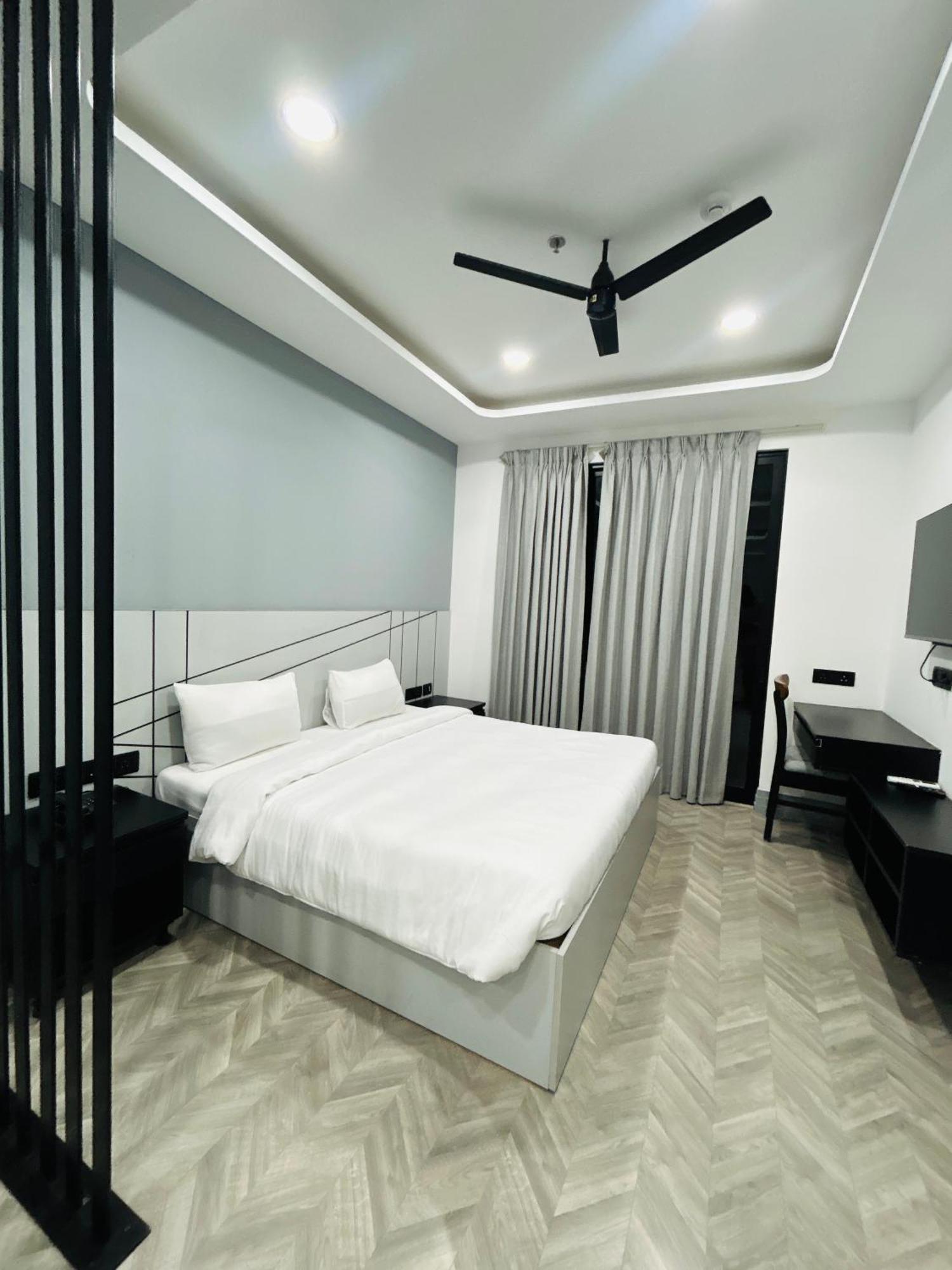 Bedchambers Serviced Apartment, Golf Course, Gurgaon Exterior foto
