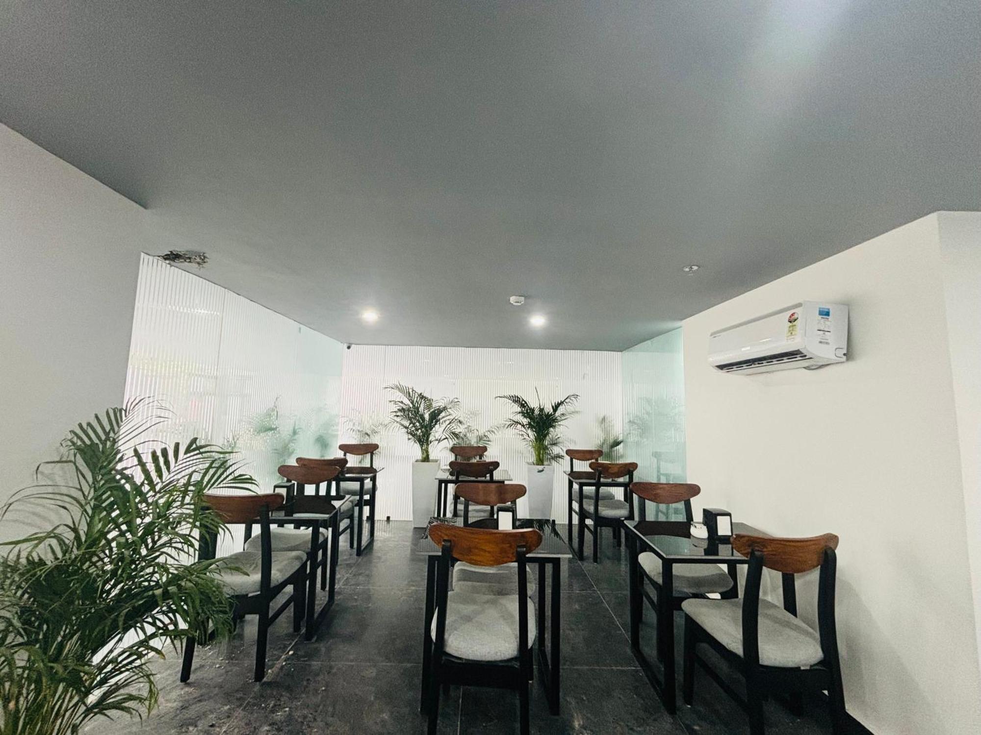 Bedchambers Serviced Apartment, Golf Course, Gurgaon Exterior foto